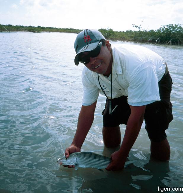 big_030208-Mexico-Ascension_Bay-Gasper-bone.jpg